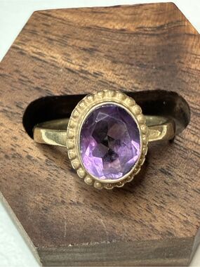 Silpada vintage sterling silver Ring with Purple Oval amethyst